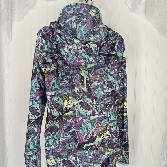 LULULEMON Miss Misty Jacket II in Iridescent Multi Sz 6 - Picture 8 of 16